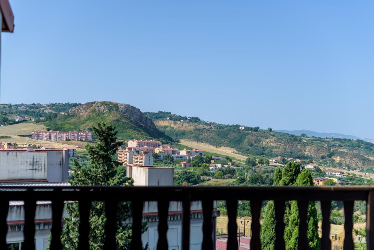 Corleone Guesthouse Exterior foto