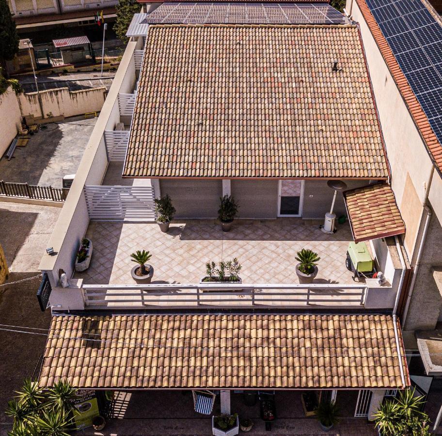 Corleone Guesthouse Exterior foto
