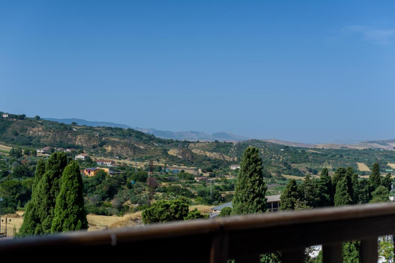 Corleone Guesthouse Exterior foto